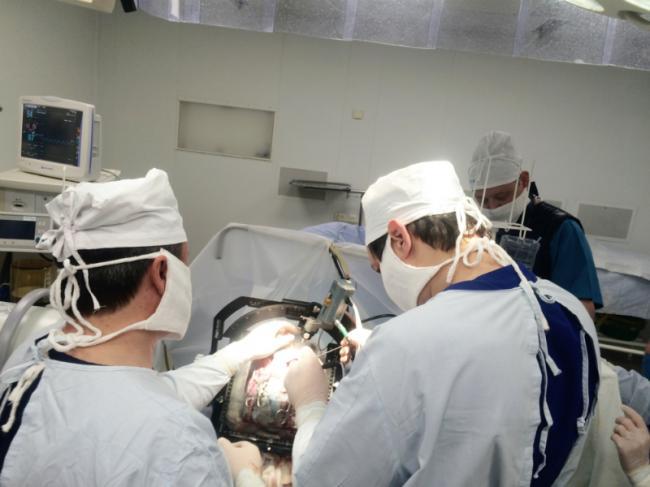 operation_medicina_parkinson.jpg