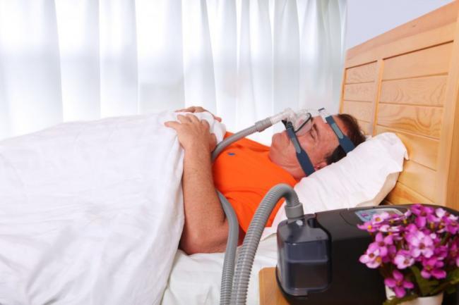Auto-CPAP-with-YT2-Humidifier_RESmart_BMC_4-1200x800-1024x683.jpg