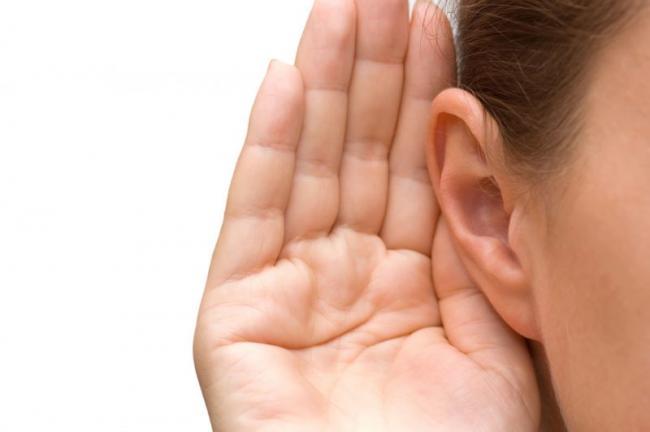 hand-to-ear-listening-1-800x532.jpg